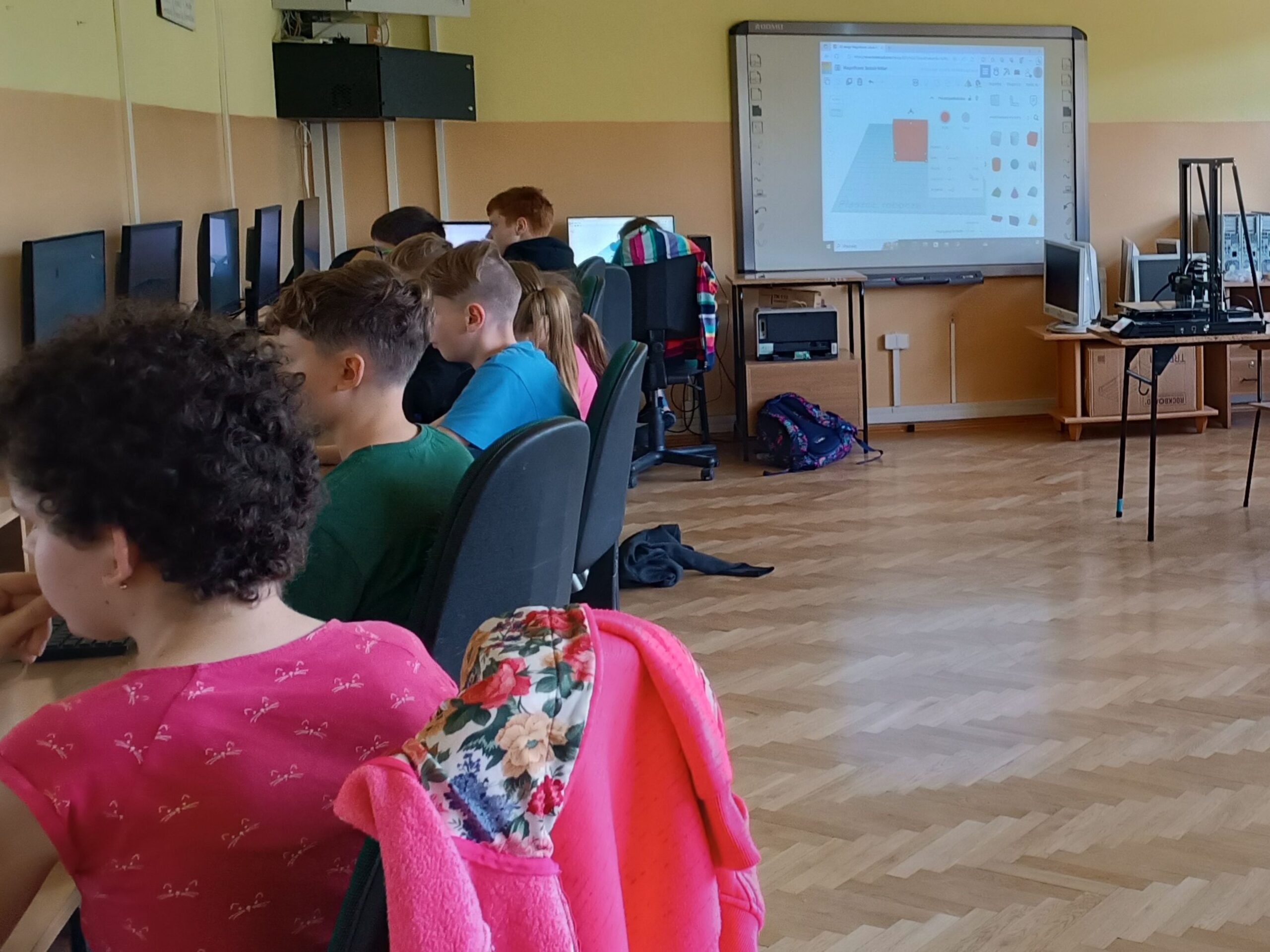 Zajęcia w ramach projektu Modelowanie i Drukowanie 3D – nauka projektowania i pracy z technologią 3D.